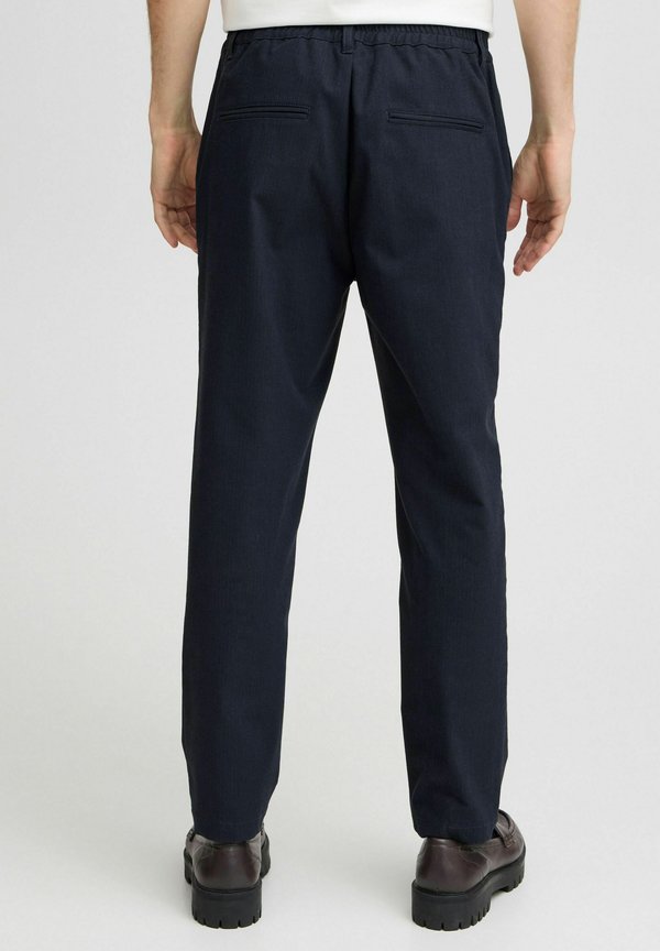 CFMARC RELAXED FIT - Trousers4