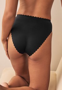 Next FULL FIT - NO VPL SCALLOP 7 PACK - Nohavičky/Slipy - black white praline nude