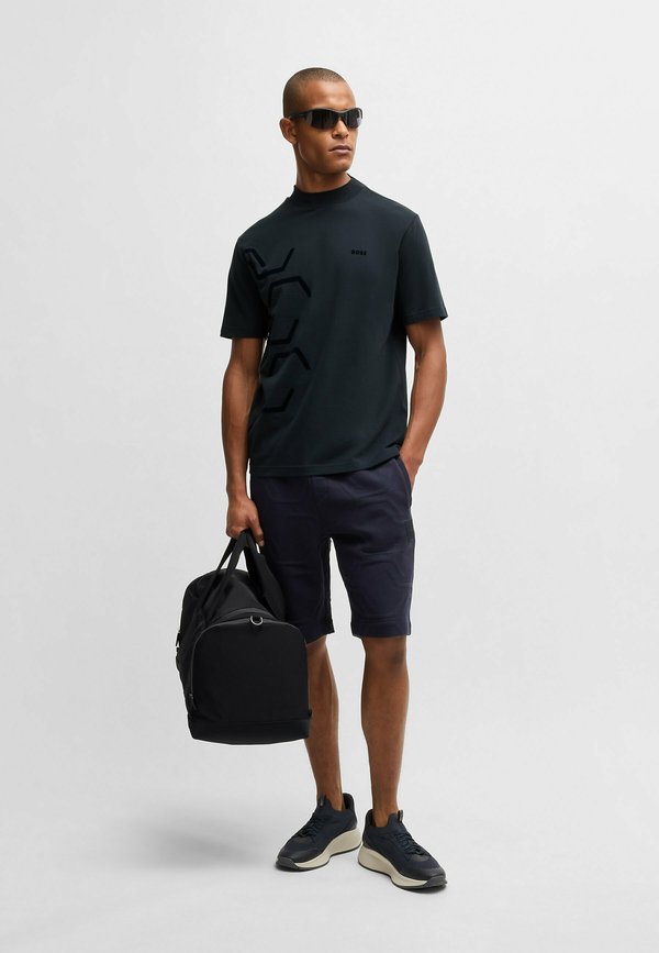 TOCK HEXAQUILT - Print T-shirt2