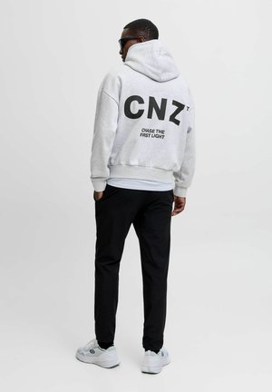 JCOCNZ BERLIN  - Bluza z kapturem