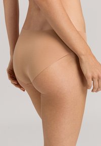 Hanro INVISIBLE - Braguitas - beige