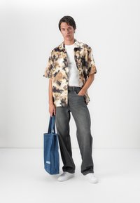 Samsøe Samsøe SAAYO SHIRT - Button down-skjorte - collage cameo
