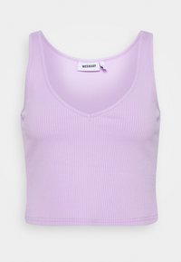 Débardeur côtelé lavande avec un décolleté en V, une coupe ajustée et des bretelles étroites. L'étiquette au dos indique "WEEKDAY".