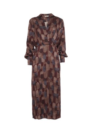Abito lungo marrone in tessuto liscio, caratterizzato da un motivo geometrico con forme arrotondate in diverse sfumature di grigio e beige. Collo a V.