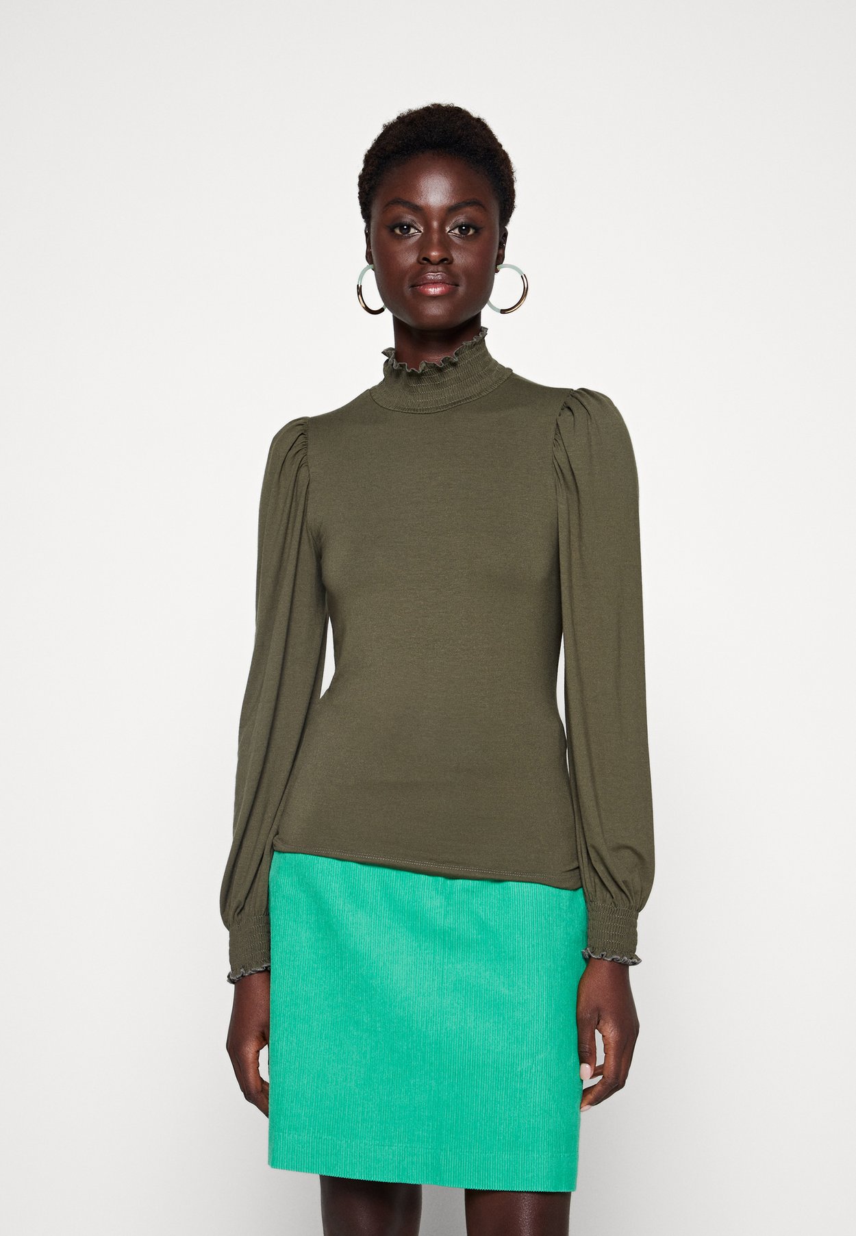 ONLELVA  SMOCK TOP 