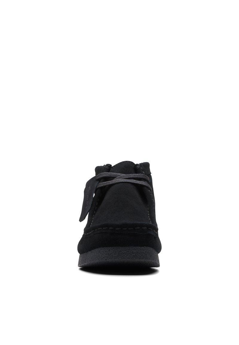 Clarks Originals Men's Wallabee Boot in Maple Hairy Suede/Black Clarks Clarks Originals Men's Wallabee Boot in Maple Hairy Suede/Black Clarks