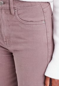 Cache Cache MIT HOHER TAILLE - Flared-farkut - marron