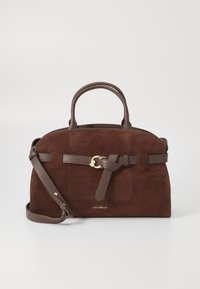 Δεν επιλέχθηκε, brunette