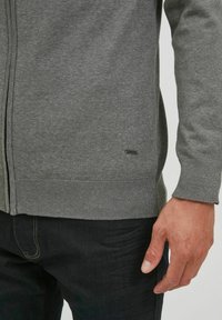 INDICODE JEANS IDERNOLDO - Gilet - grey mix