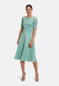 Vera Mont - Sukienka koktajlowa