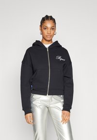 PEQUS - CROPPED HANDWRITTEN LOGO ZIP HOODIE - Jaka ar rāvējslēdzēju - black Miniatūras attēls 1