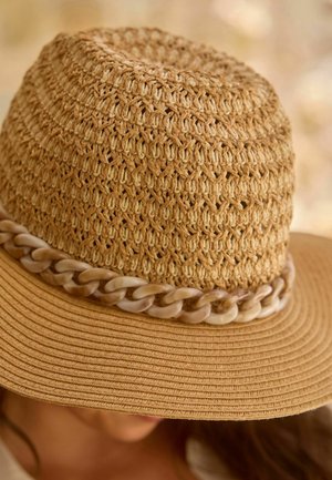 PANAMA WITH CHAIN  - REGULAR FIT - Hattu - natural