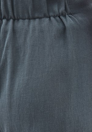 OXXO, OXXO PLEATED ULTRA HIGH WAIST WIDE LEG PANTS - Pantalones - urban chic
