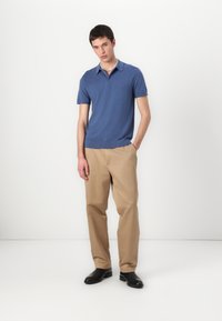 Thumbnail Image 2