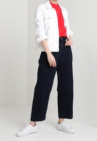 Tommy Hilfiger Sweter