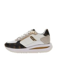 Sneaker bianco e nero con accenti dorati, tessuto testurizzato e motivo con logo. Presenta un colletto imbottito, chiusura con lacci e suola in gomma.
