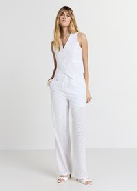 Calliope SANGALLO - Pantalon classique - bianco ottico