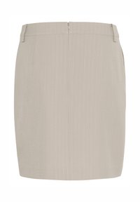 Jupe crayon beige clair avec des rayures fines verticales, conception ajustée, fermeture éclair au dos et sans poches supplémentaires. Texture lisse.