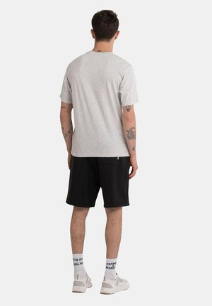 KURZARM MIT RUNDHALSAUSSCHNITT - Print T-shirt - grau