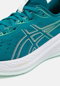 ASICS GEL-CUMULUS 26 - Scarpe da corsa su strada - rich teal/pale mint