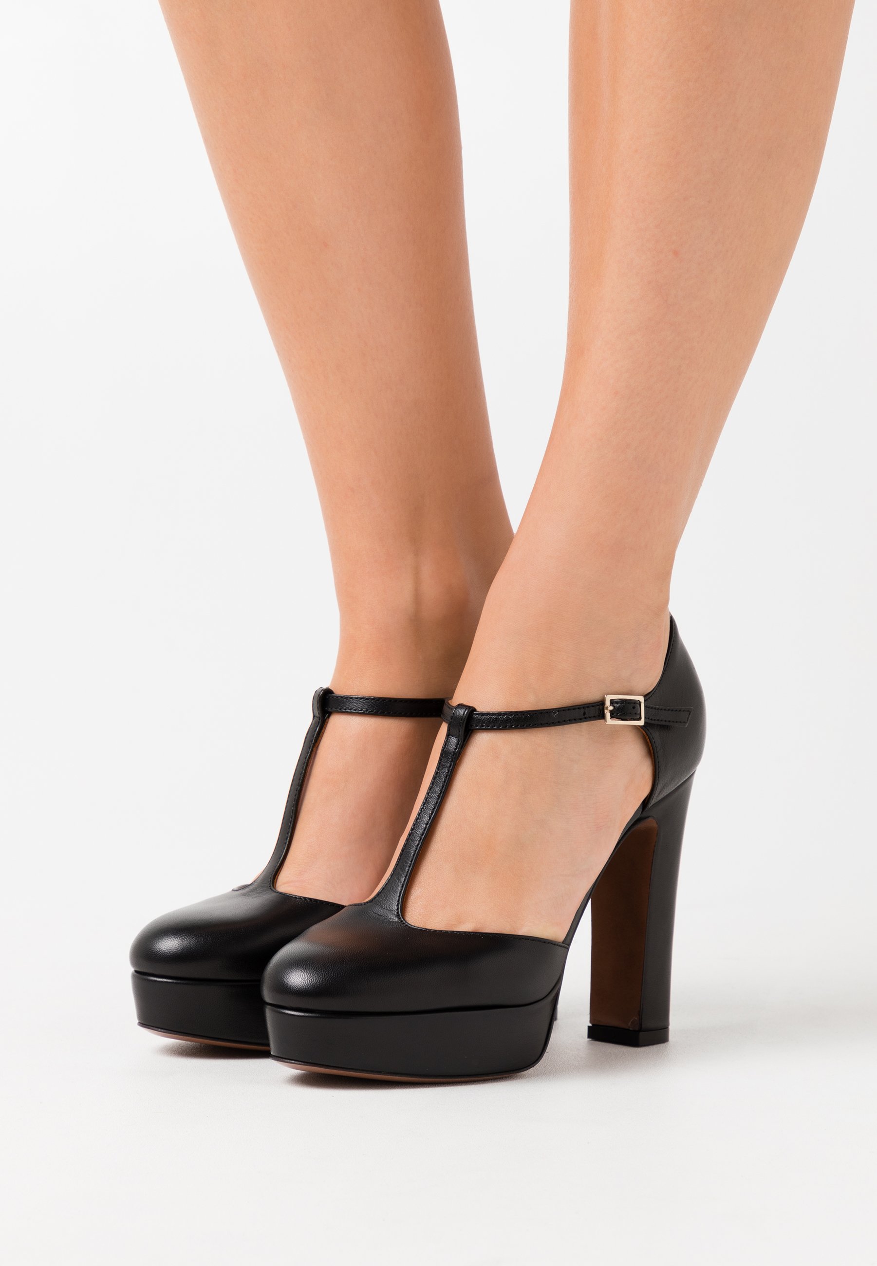 Zwarte Giaro hoge hakken met gouden hakken en fetish pumps - Shoebidoo  Shoes | Giaro Hoge hakken