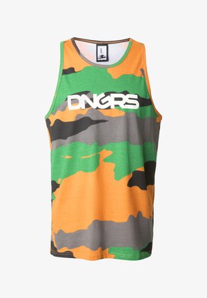 Roheline, oranž ja hall kamuflaažiga tankitops, ümar kaelus ja esiküljel silmapaistev valge "DNGRS" logo. Pehme puuvillane materjal.