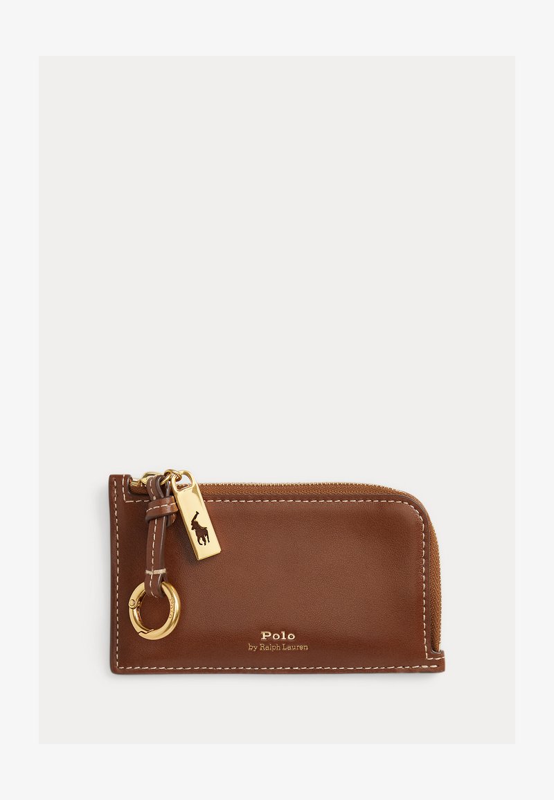 Porte-cartes zippé Polo en cuir marron de Ralph Lauren avec fermeture éclair à tirette dorée et porte-clés, coutures blanches le long des bords.