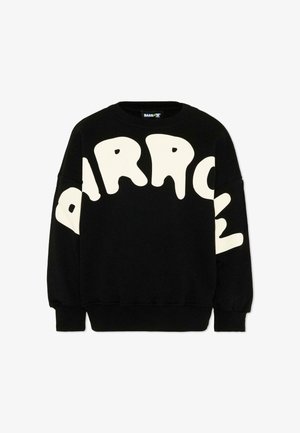 Zwarte sweatshirt met oversized witte letters die een gebogen "BARROW"-tekst vormen over de borst en mouwen.