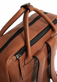 Still Nordic STILLRICHARD BACKPACK - Dnevni ruksak - brown