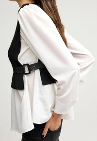 Next Svetr - black