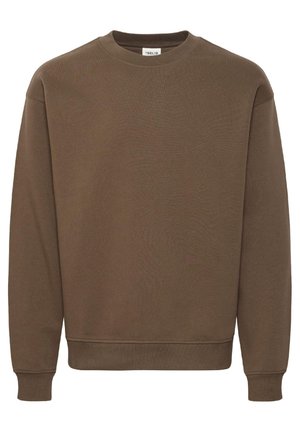 Rjava pulover s posadko, dolgimi rokavi, rebrastimi manšetami in spodnjim robom, enostavnega dizajna, z oznako tkanine na ovratniku.