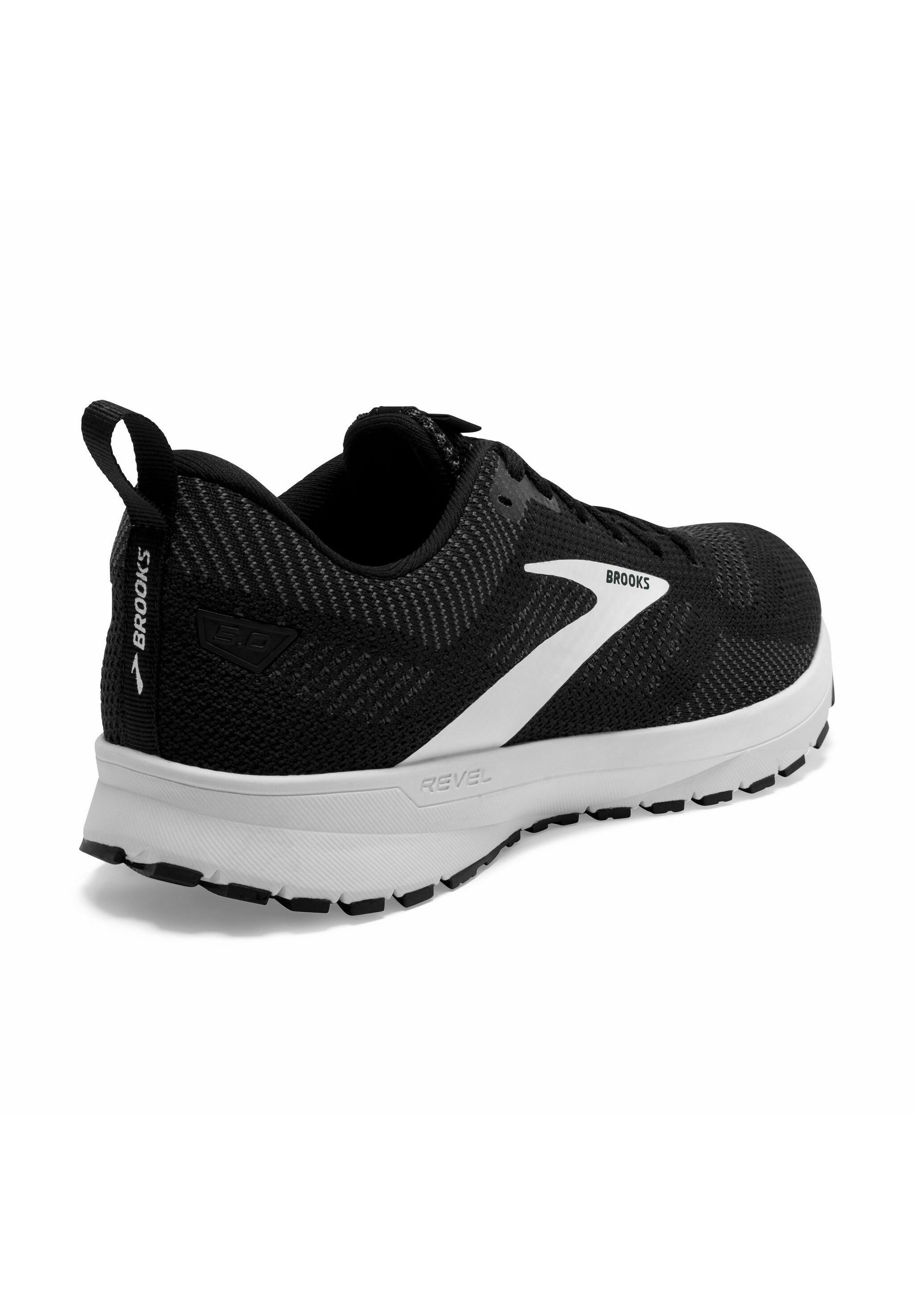 brooks revel white