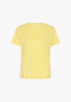 Gul T-shirt med korte ærmer og V-hals med en afslappet pasform på en hvid baggrund.