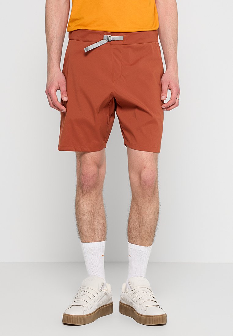 Houdini Outdoorshorts oranje Houdini Outdoorshorts oranje