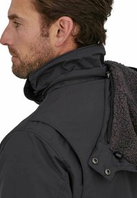 Patagonia ISTHMUS - Outdoorjakke - ink black