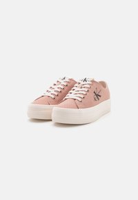 Calvin Klein Jeans FLATFORM ESSENTIAL MONO - Sneaker low - cafe creme