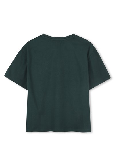 Donkergroen katoenen t-shirt, korte mouwen, ronde hals, ontspannen pasvorm, gladde textuur, eenvoudige ontwerpen, geen zichtbare logo's of patronen.