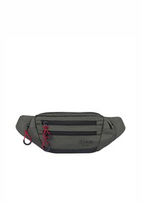 Olive green nerka wykonana z trwałego materiału, z wieloma zapinanymi na zamek kieszeniami i czerwonymi akcentami, z czarną bazą i detalem z logo.