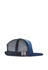 Blå og svart nett cap med flat skjerm, med brodert "89" på baksiden og en strukturert design for holdbarhet.