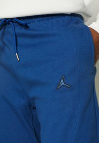Jordan WARMUP PANT - Calças de fato de treino - french blue