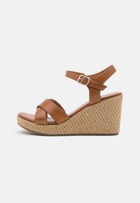 LEATHER - Korolliset sandaalit - cognac