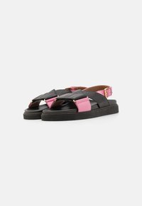 Pavement LAVA - Sandals - black/pink