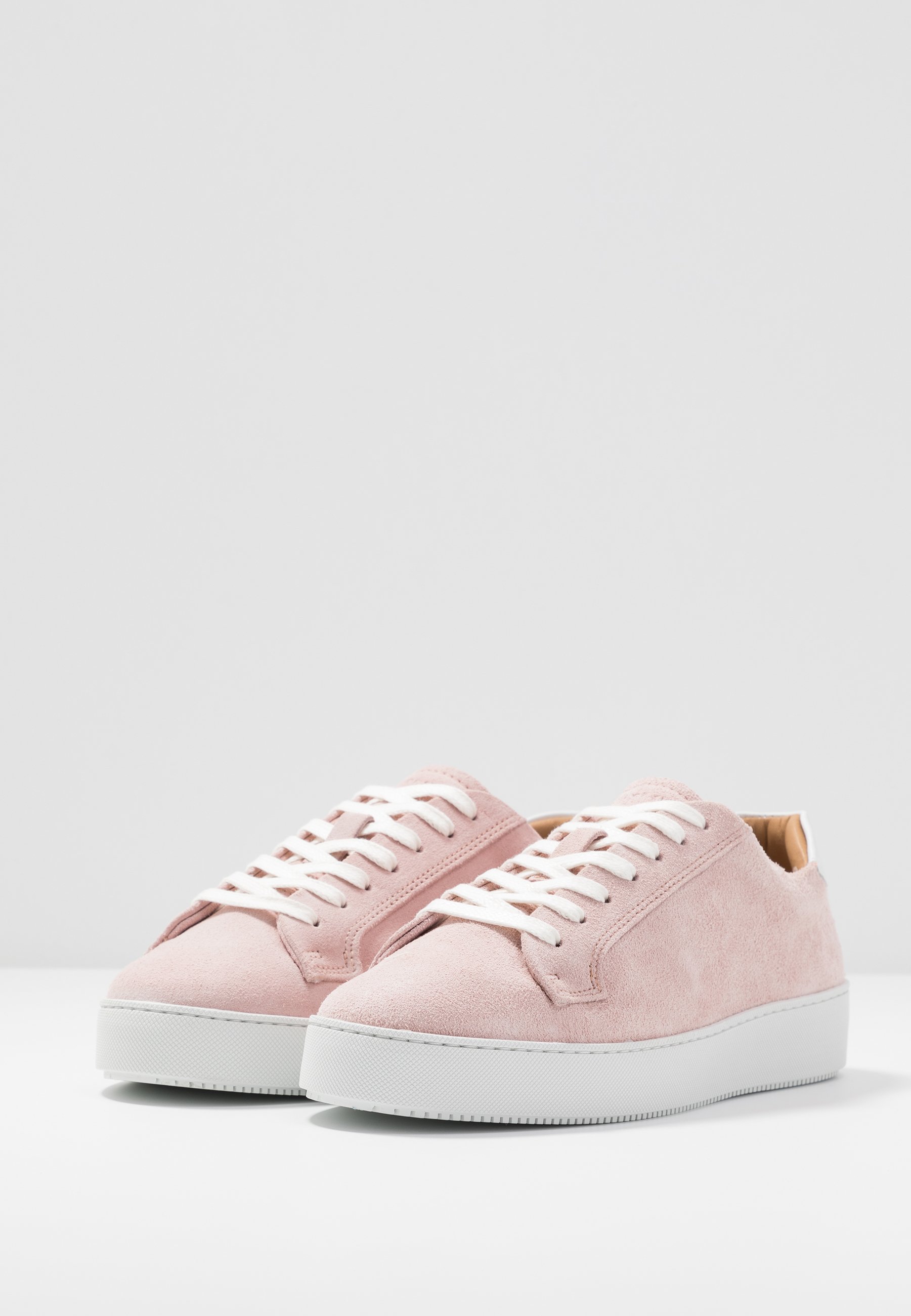 Tiger of Sweden SALASI Joggesko almond blossom Zalando.no Tiger of Sweden SALASI Joggesko offwhite Zalando.no