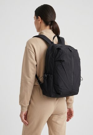 VENEZIA, BACKPACK - Tagesrucksack - black