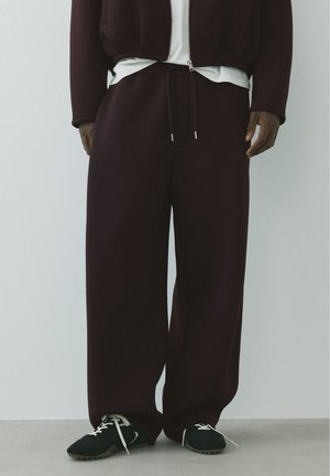 PULL&BEAR, RELAXED FIT SCUBA - JOGGERS - Pantalon de survêtement - brown