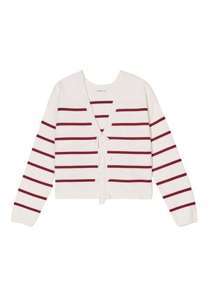 Cardigan de couleur crème avec des rayures horizontales bordeaux, décolleté en V, poignets côtelés et fermeture à cordon à l'avant. Tissu texturé.