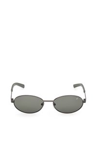 Gafas de sol con lentes ovalados de color gris oscuro y una delgada montura metálica. Las patillas grises texturizadas proporcionan agarre. Diseño minimalista con detalles sutiles.