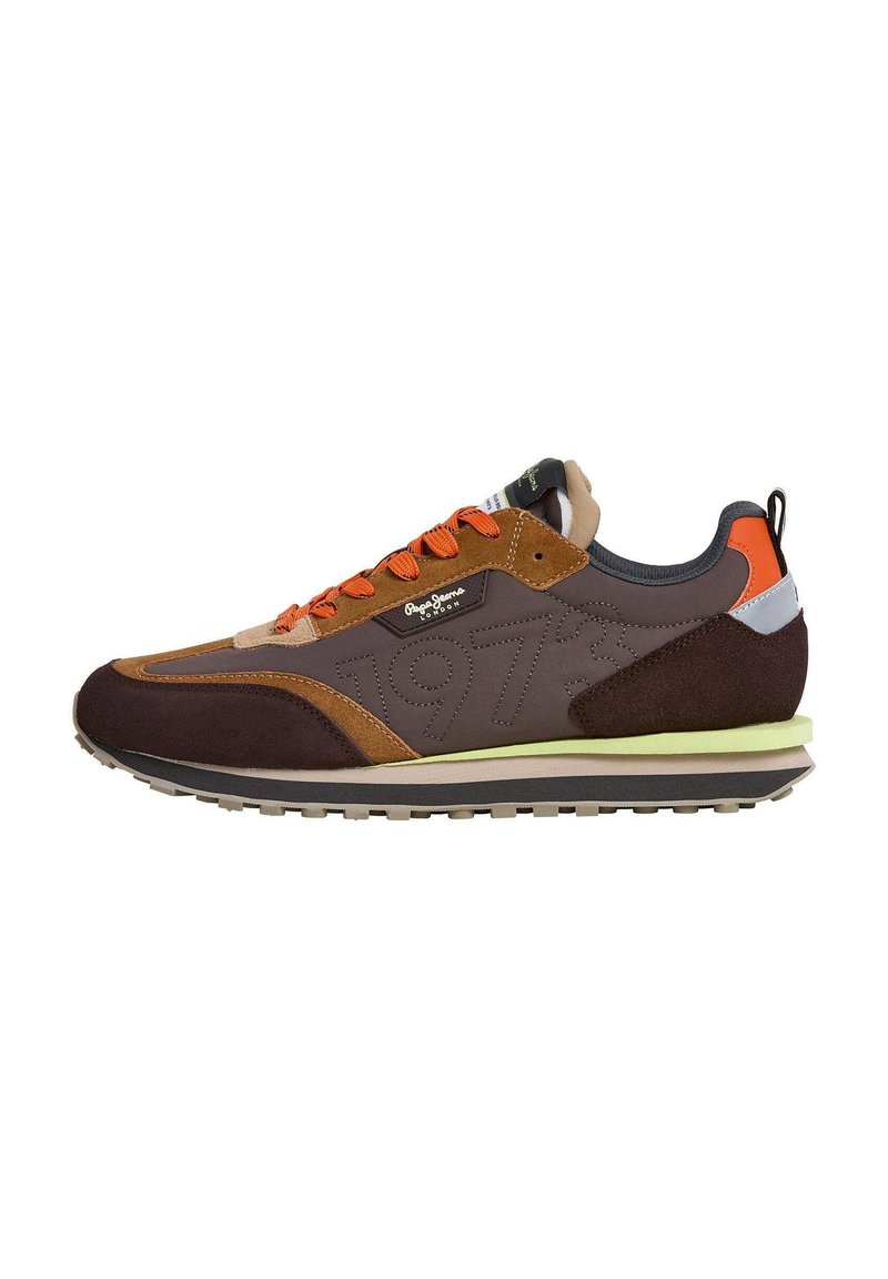 Pepe Jeans Športni copati - dark mocca brown