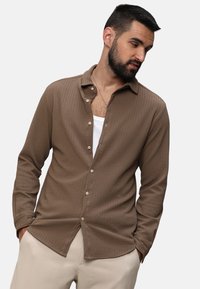 Vapaa-ajan kauluspaita - brown