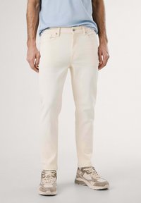 Pepe Jeans Traperice suženog kroja - ivory white